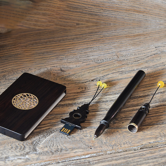 ��̶ӡ�¡���Ƭ�A������