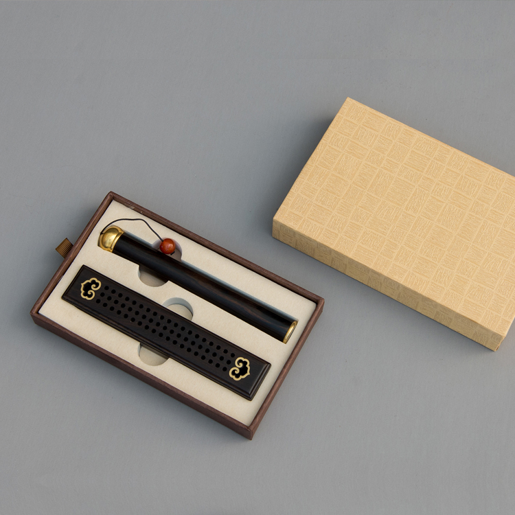 С������b